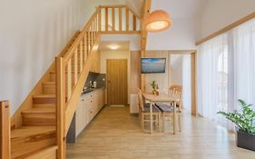 APARTAMENTY PIAMOLA Willa Zacisze Kąty Rybackie